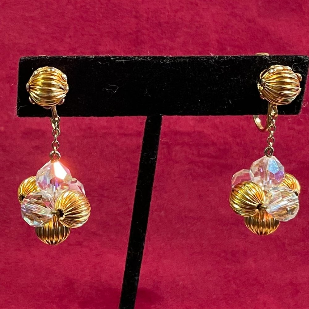 Vintage Goldtone Metal & Crystal Beaded Drop Earrings - Perfect Condition
